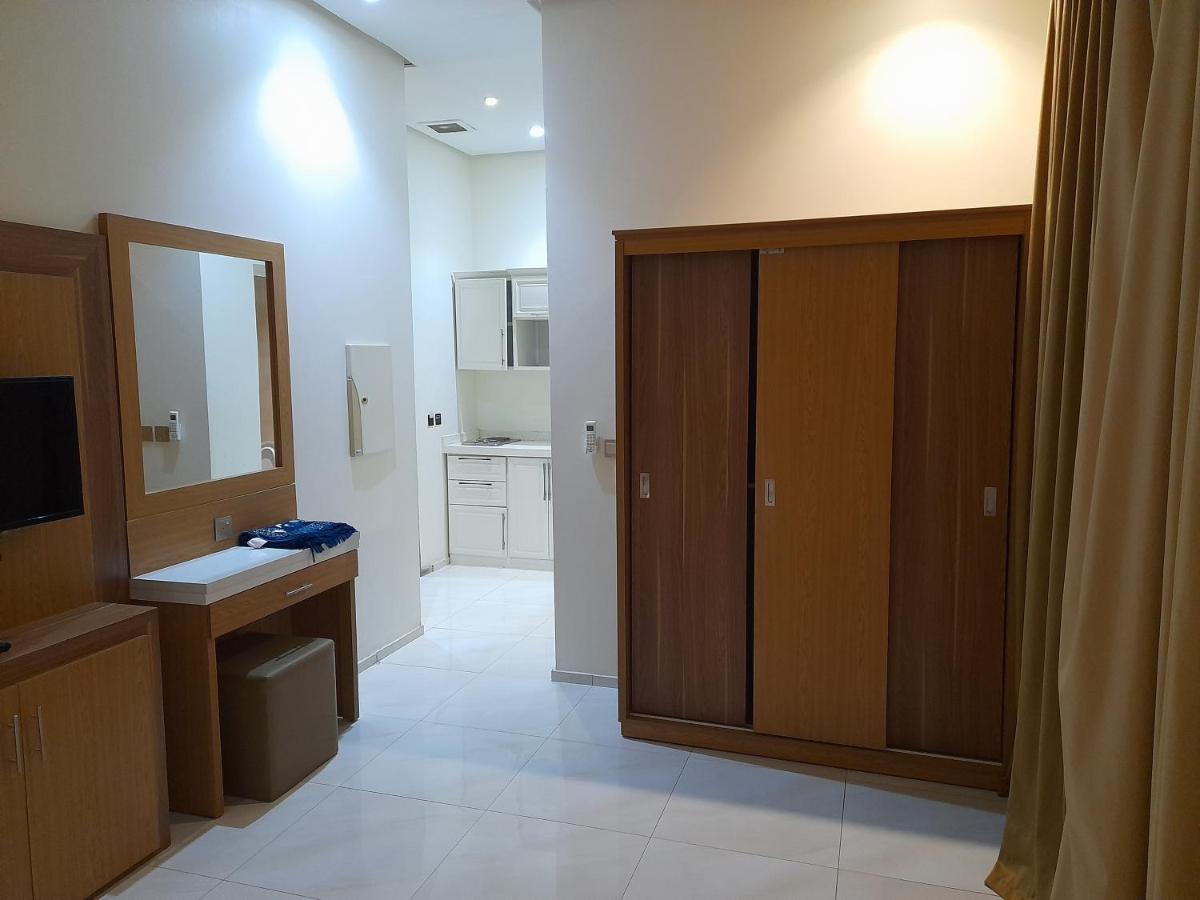 فائقة بلازا - السليمانيه المستشفى العسكري Guest house Riyadh